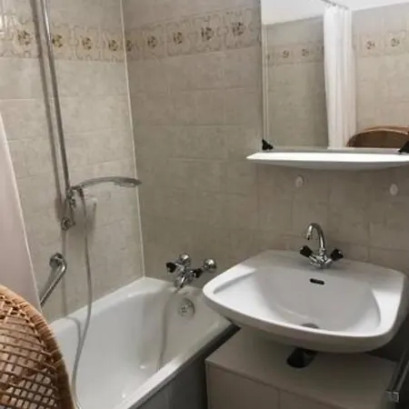 Grubhof Castle Flat For Families شقة *